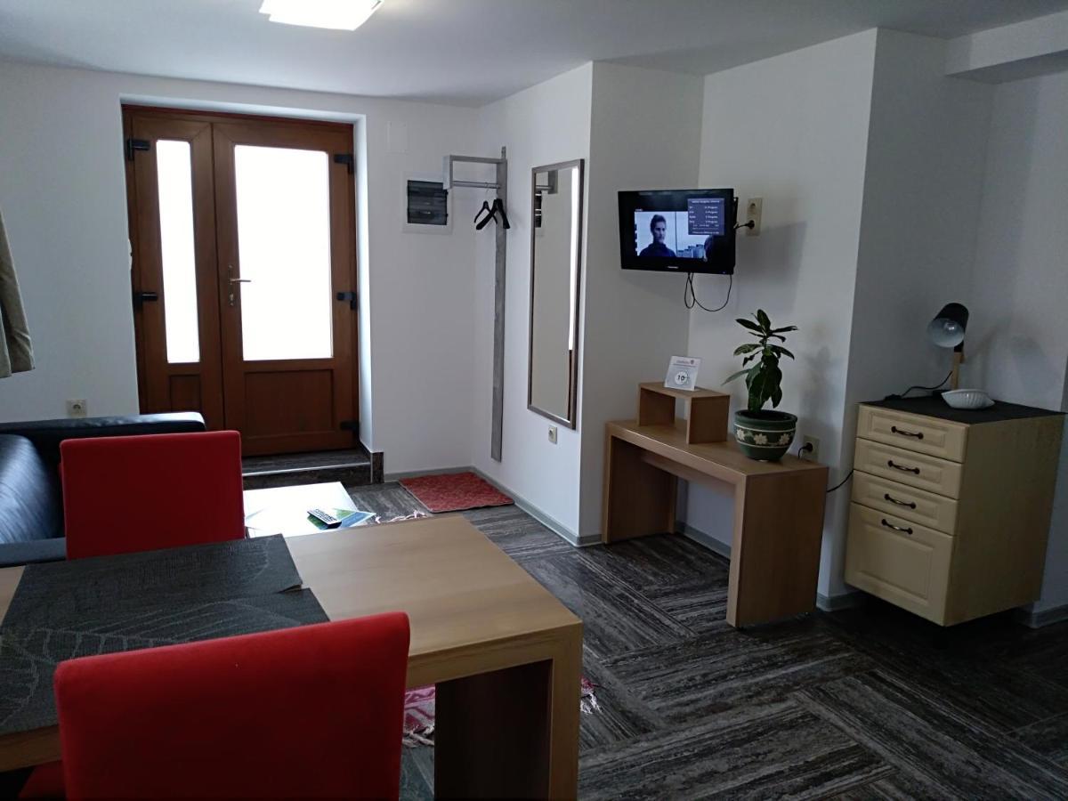 Koko Apartman Тихань Экстерьер фото